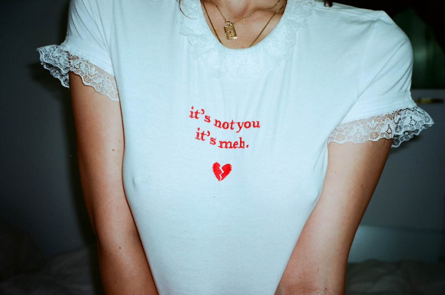 π πΌπ'π πππ πππ πΎπ'π ππΈπ» baby tee π